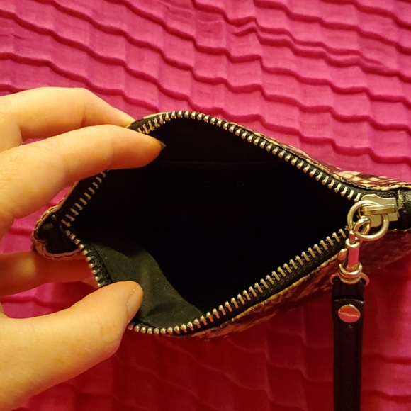 🤎Express🤎Snake skin, wristlet - Picture 4 of 4